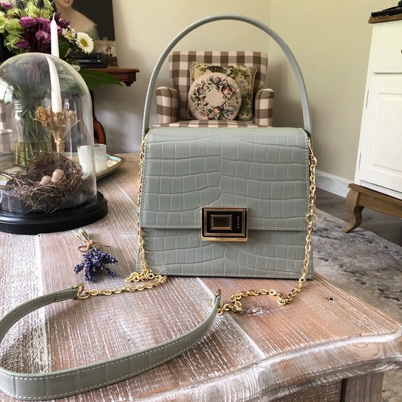 A.Cloud brand Mid Book Locker Box Bag Leather in Fog Green satchel - Picture 2 of 7